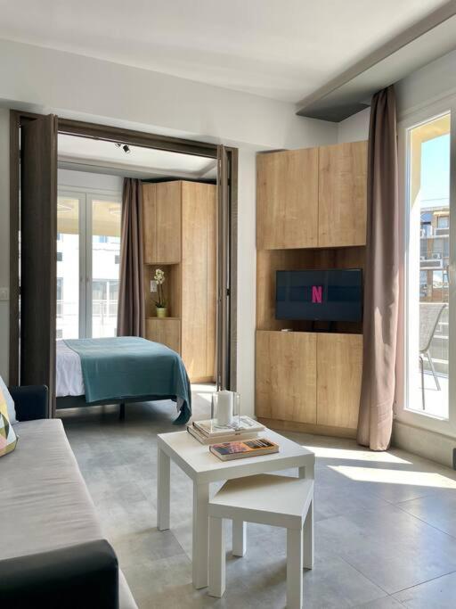 Domus City Apartment With Wonderful Balcony Thessaloníki Ngoại thất bức ảnh