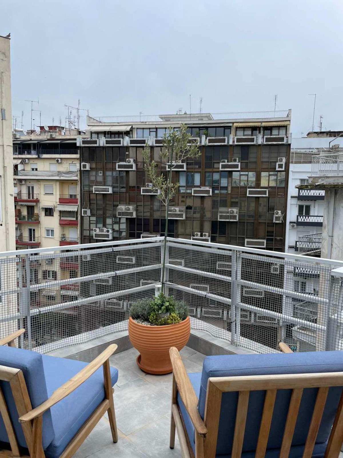 Domus City Apartment With Wonderful Balcony Thessaloníki Ngoại thất bức ảnh